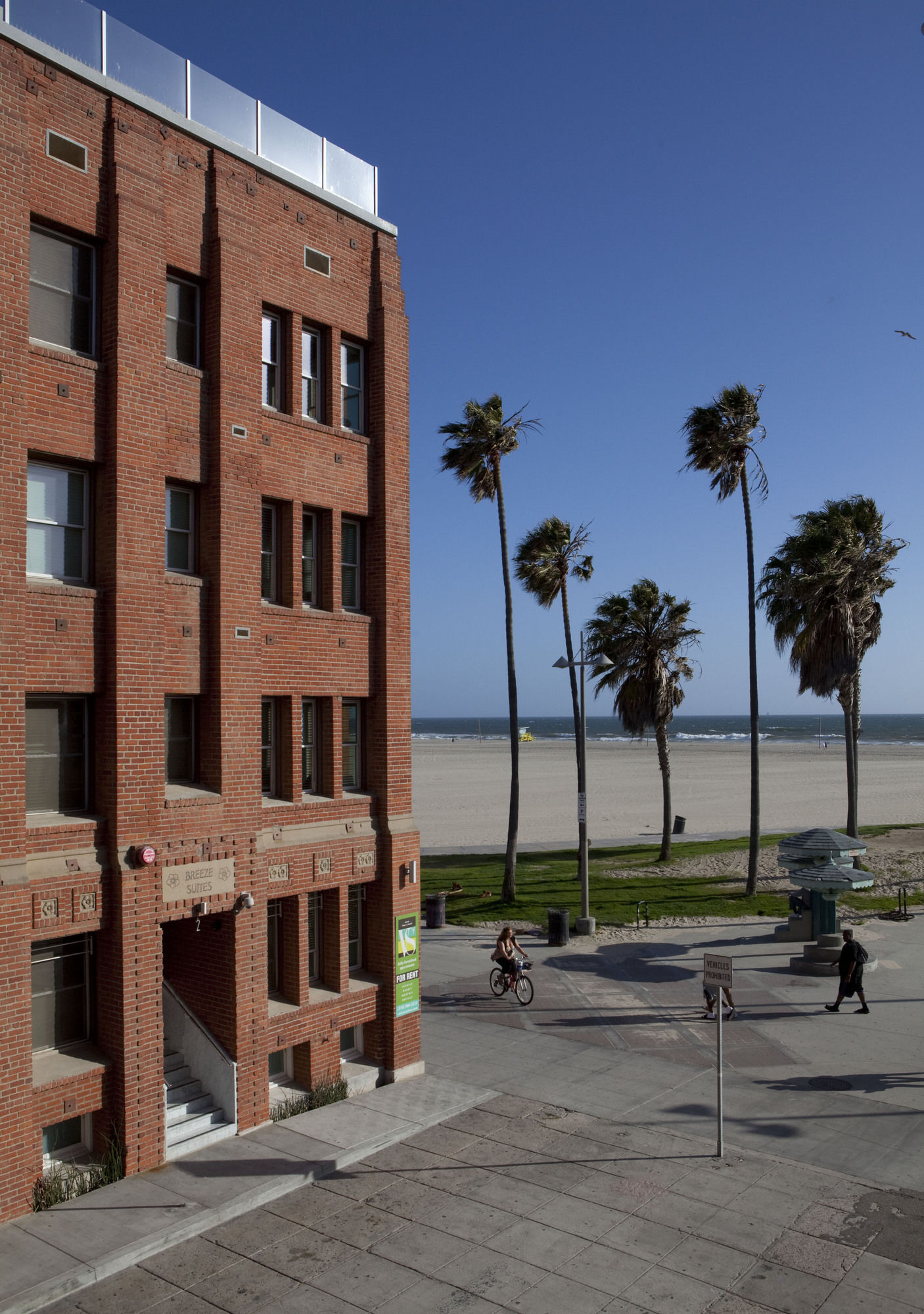 Фото Venice Breeze Suites