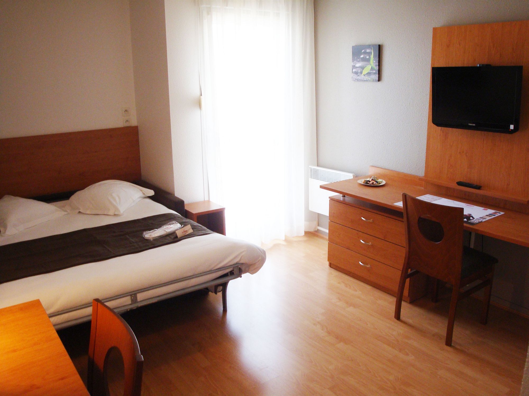 Фото Séjours et Affaires La Rochelle Les Minimes