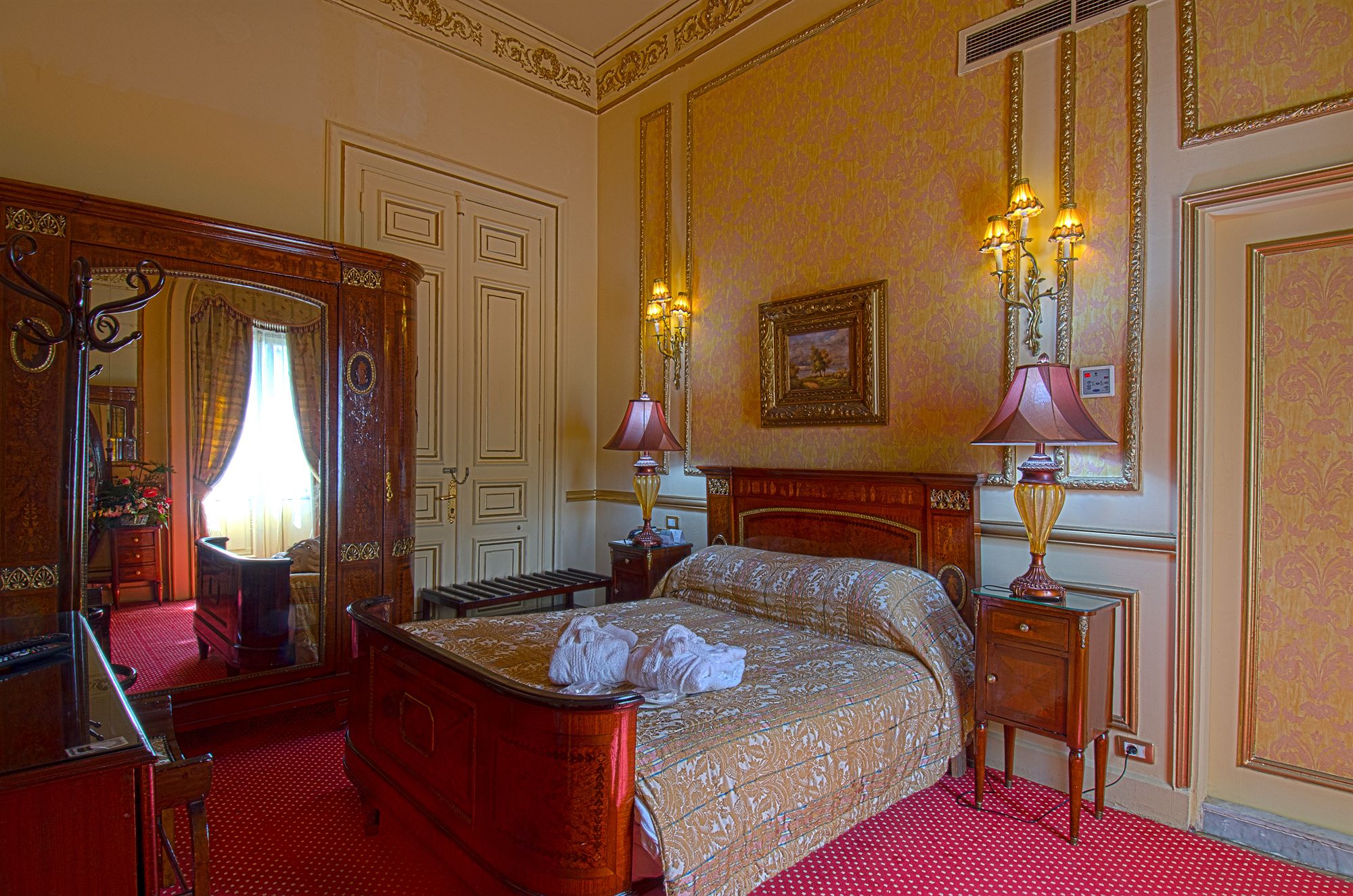Фото Paradise Inn Le Metropole Hotel