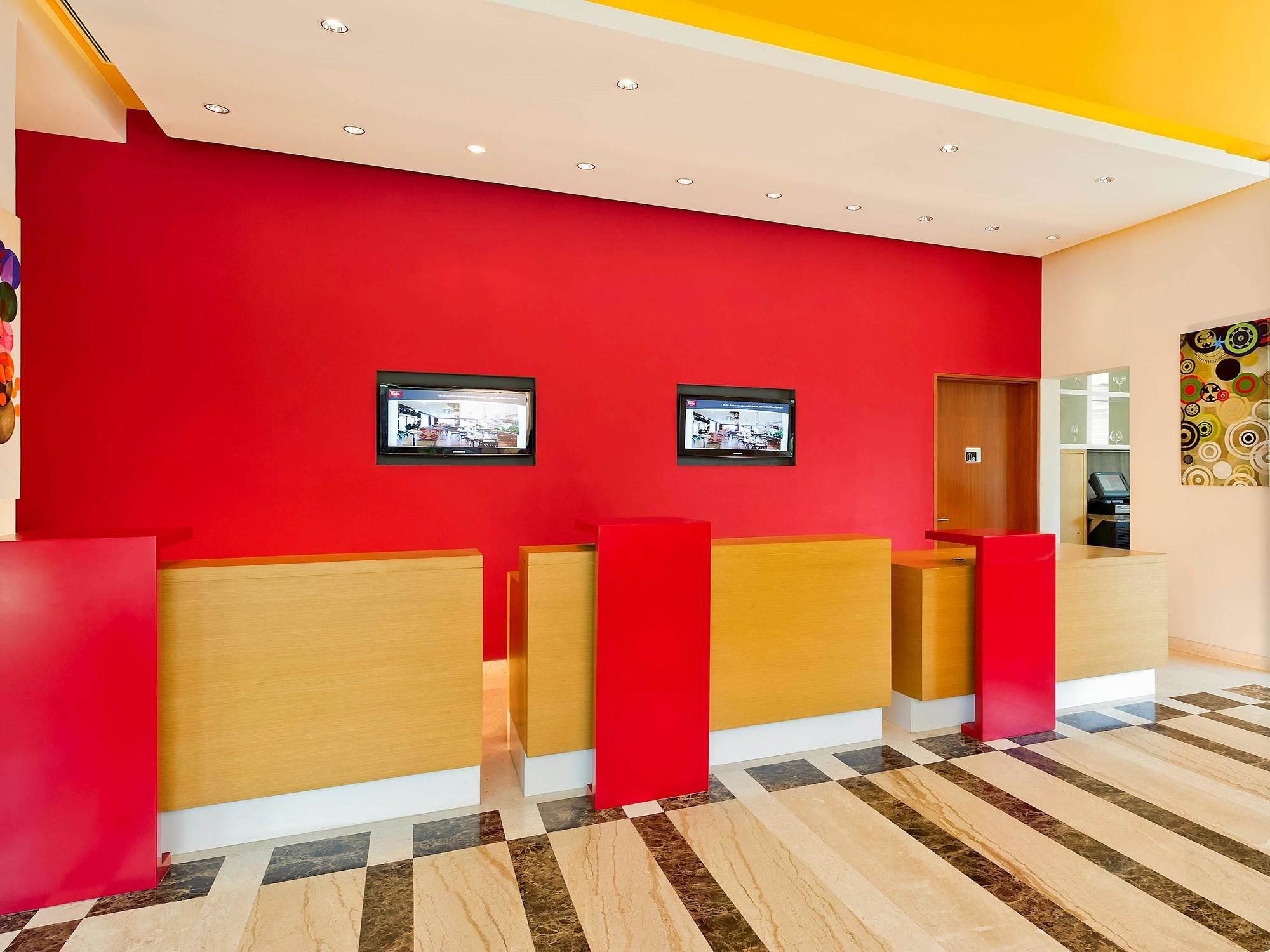 Фото Ibis Nashik Hotel