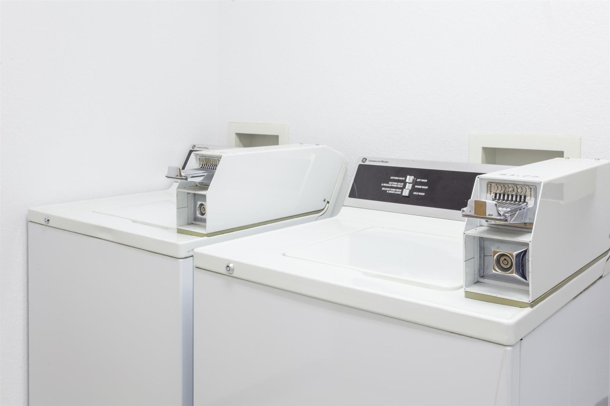 Фото Super 8 by Wyndham Hinton