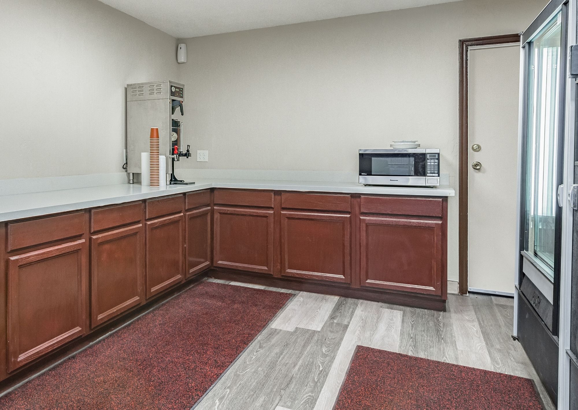 Фото Red Roof Inn Mesa