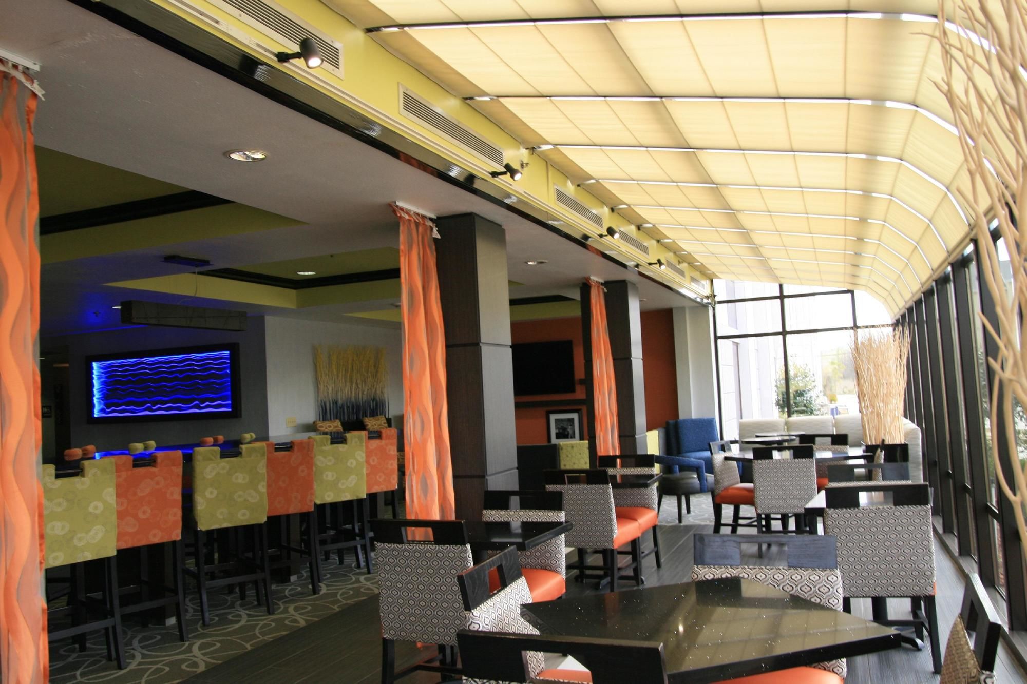 Фото Hampton Inn Muskogee