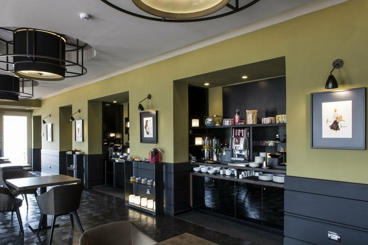 Фото The Glam Hotel