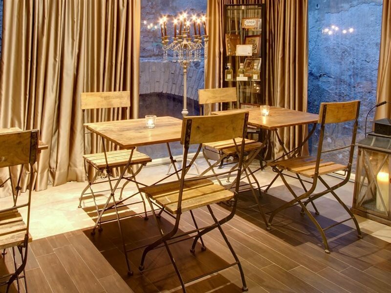 Фото The B Place