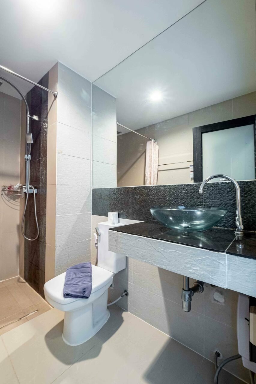 Фото RedDoorz I Talay Resort