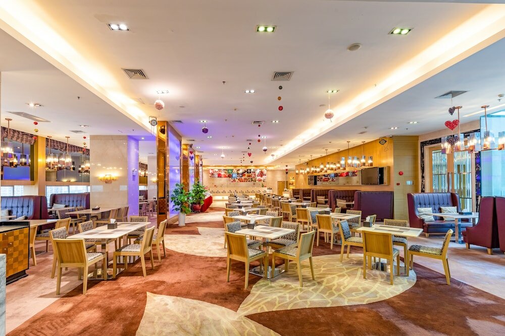 Фото Guangzhou Pearl River International Hotel