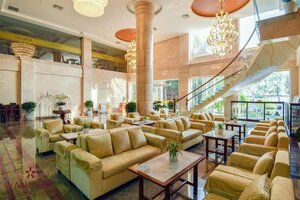 Гостиница Van Phat Riverside Hotel