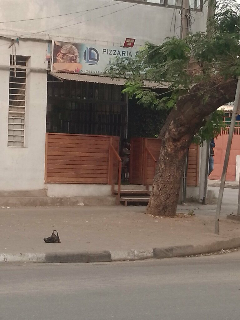 Pizzeria Pizzaria, Loanda, photo