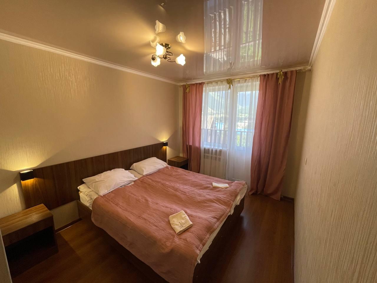 Фото Ёлка и Камин