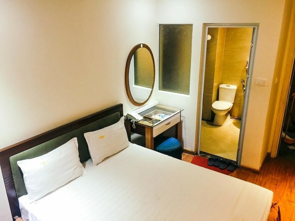 Фото Hoang Gia Hotel 150 Nghi Tam HN-BayLux