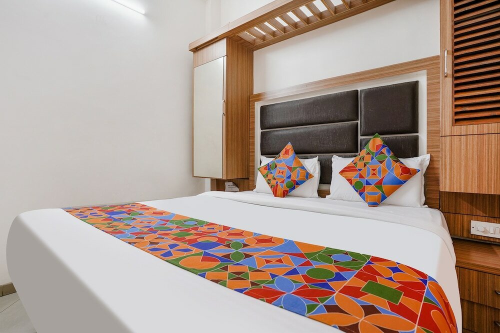 Фото Fabexpress Shanti Inn