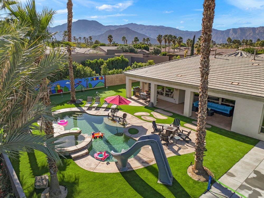 Фото Super Mario Hideout Desert Dream