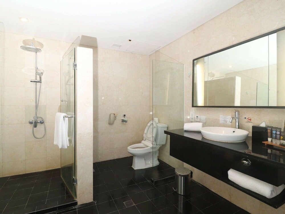 Фото Novotel Balikpapan Hotel