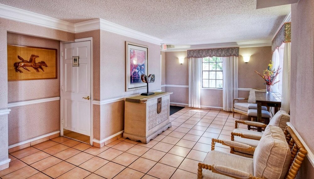 Фото San Mateo Inn