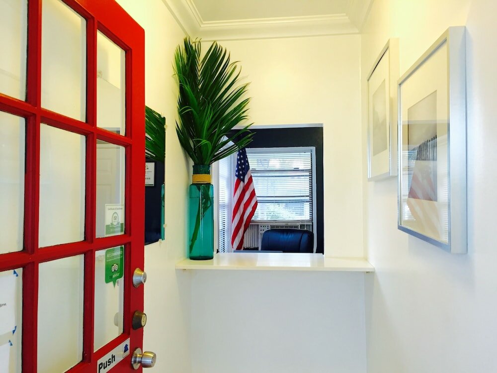 Фото Oasis Hotel