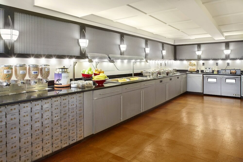 Фото Residence Inn by Marriott Columbus Downtown