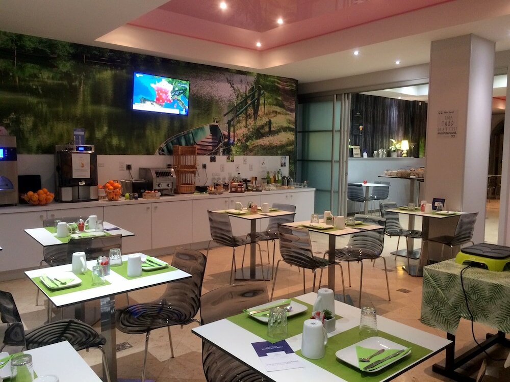 Фото Ibis Styles Centre Niort Hotel