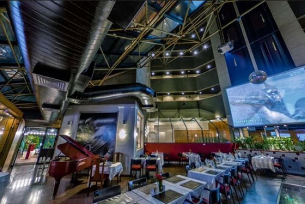 Фото Hotel Massis