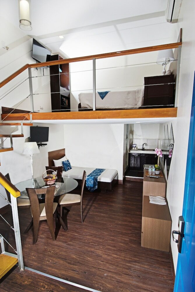 Фото Skyblue Hotel