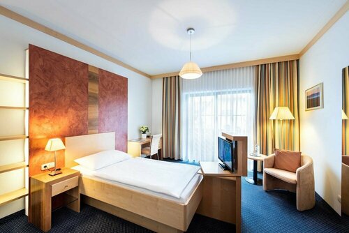 Гостиница Parkhotel zur Klause
