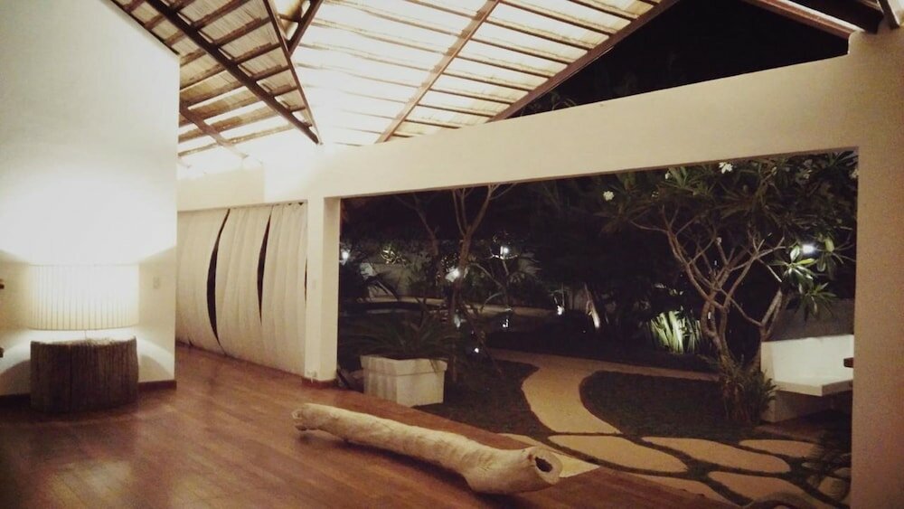 Фото Villa Kalachuchi B&b