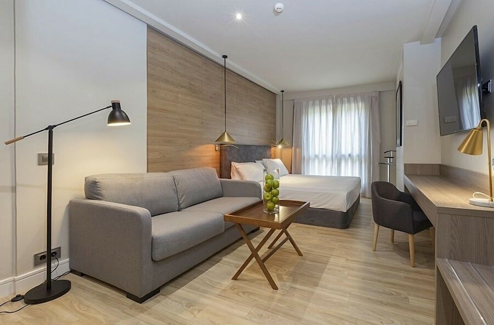 Фото Espahotel Plaza de España