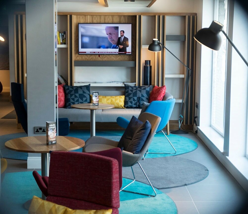 Фото Holiday Inn Express Aberdeen City Centre, an Ihg Hotel