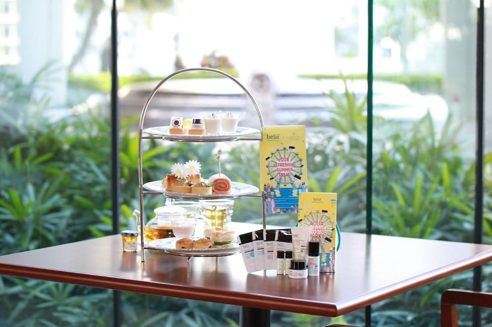 Фото Harbour Plaza Metropolis