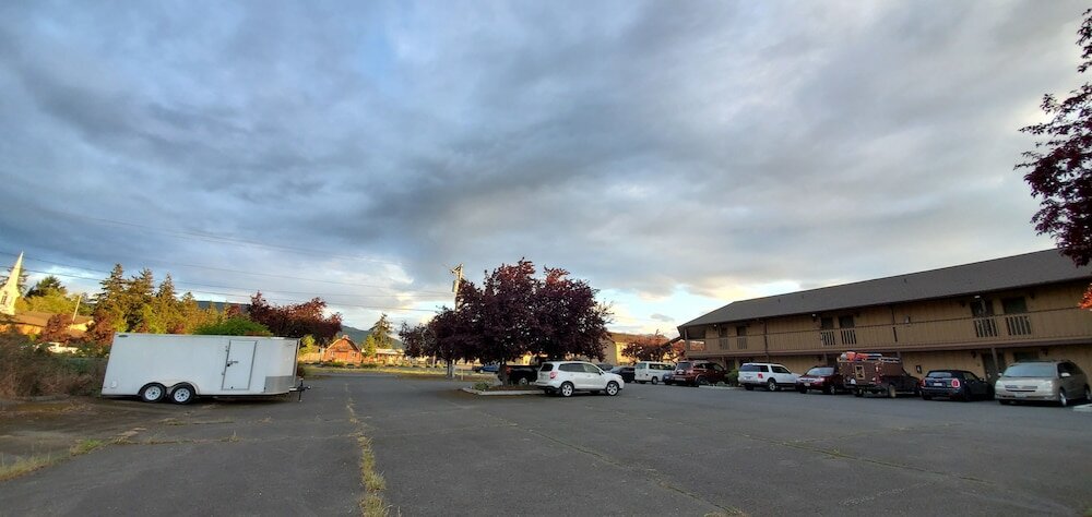 Фото Olympic View Inn