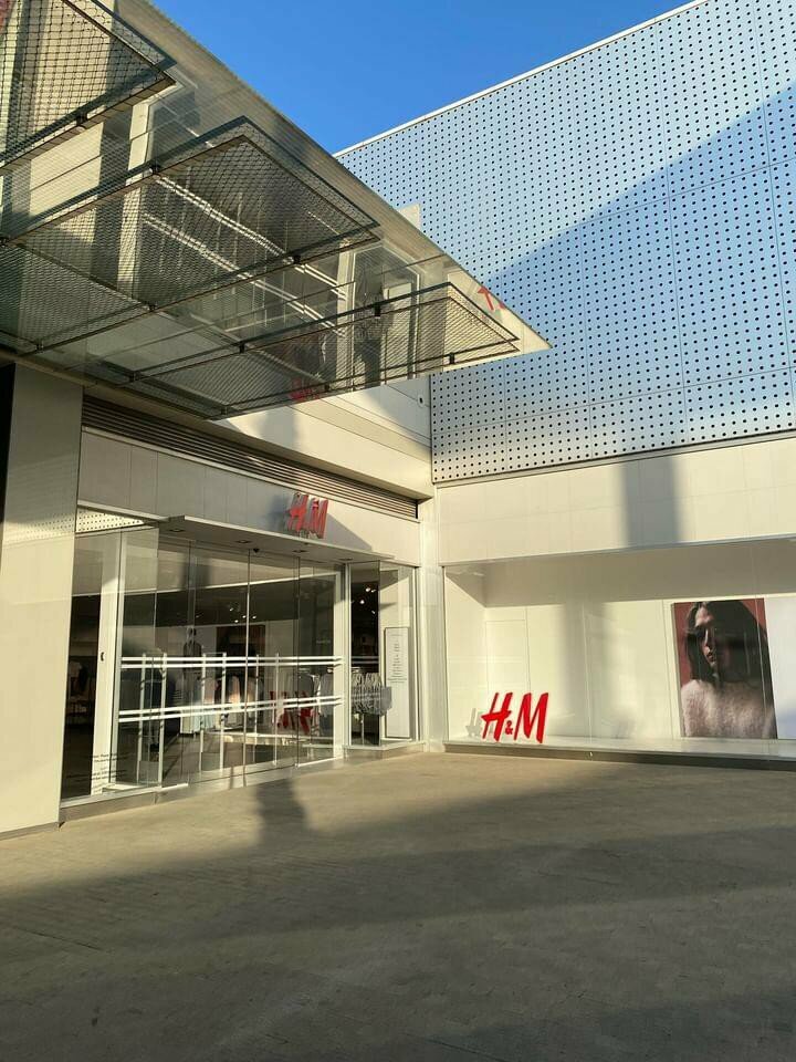 Clothing store H&M, Adana, photo