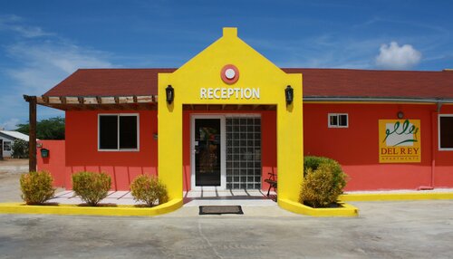 Апартаменты Del Rey Apartments в Пальм Бич