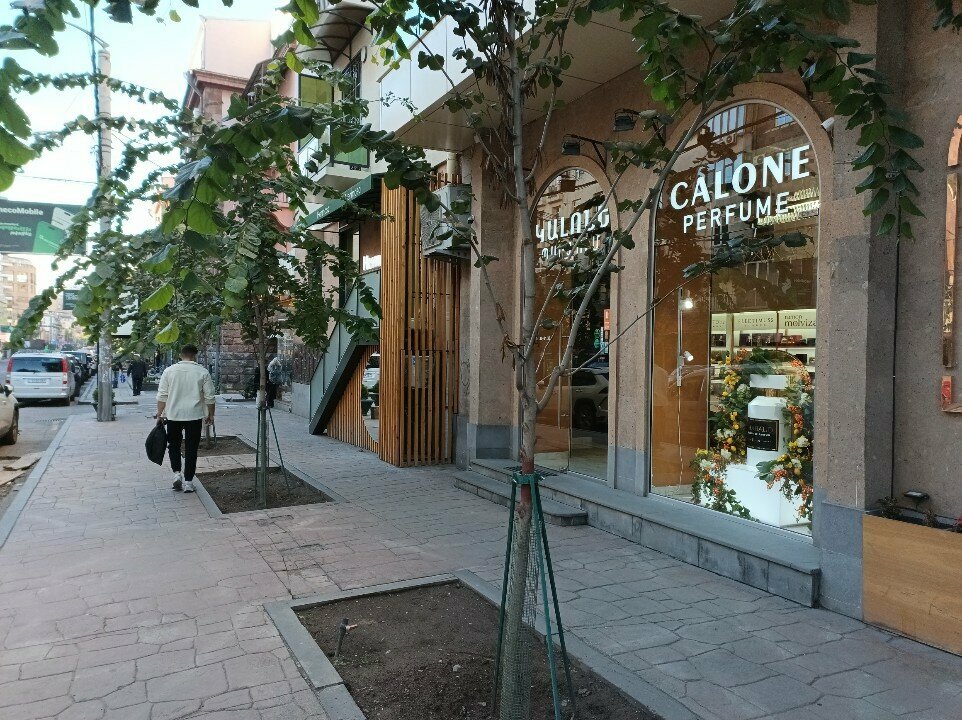 Perfume and cosmetics shop Calone Perfume, Yerevan, photo