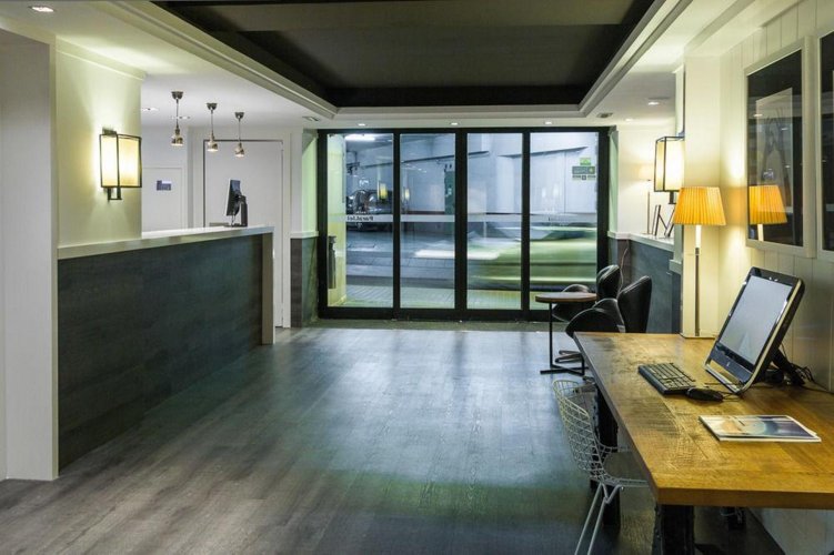 Фото Hotel Paral·lel