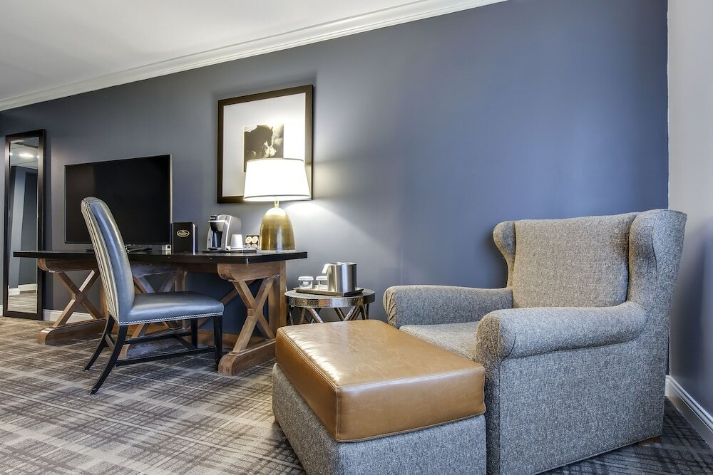 Фото The Campbell House Lexington, Curio Collection by Hilton