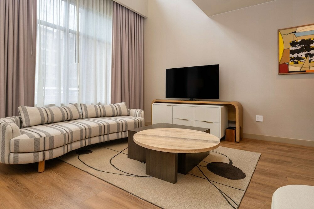 Фото Hilton San Diego Gaslamp Quarter