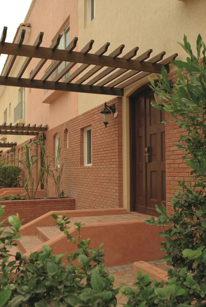 Фото Mövenpick Hotel & Resort Al Bida'a Kuwait