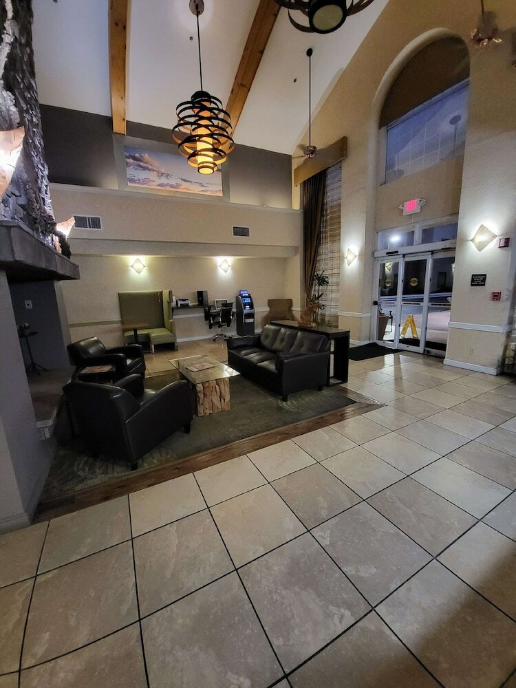 Фото SureStay Plus Hotel by Best Western Tempe University