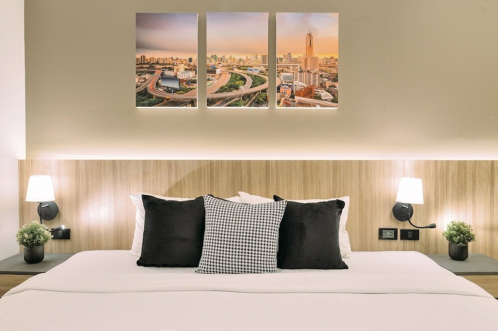 Фото Tori Crown Hotel