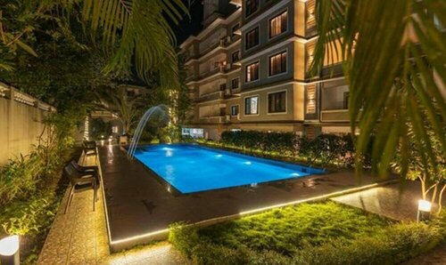 FabHotel Vihasta Gold Nest