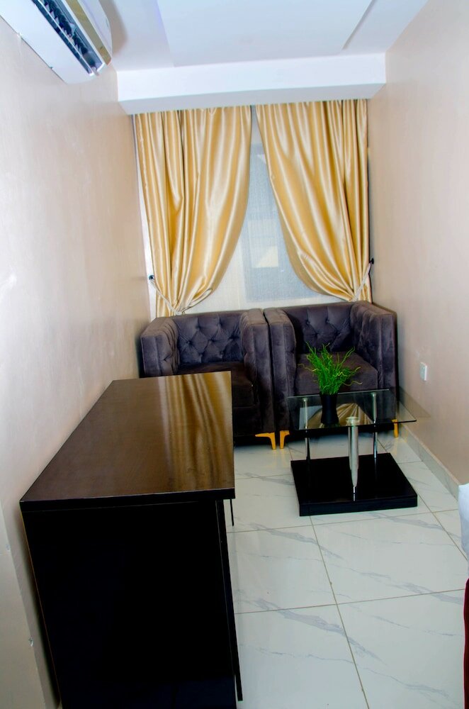 Фото № 95 suites & Apartment