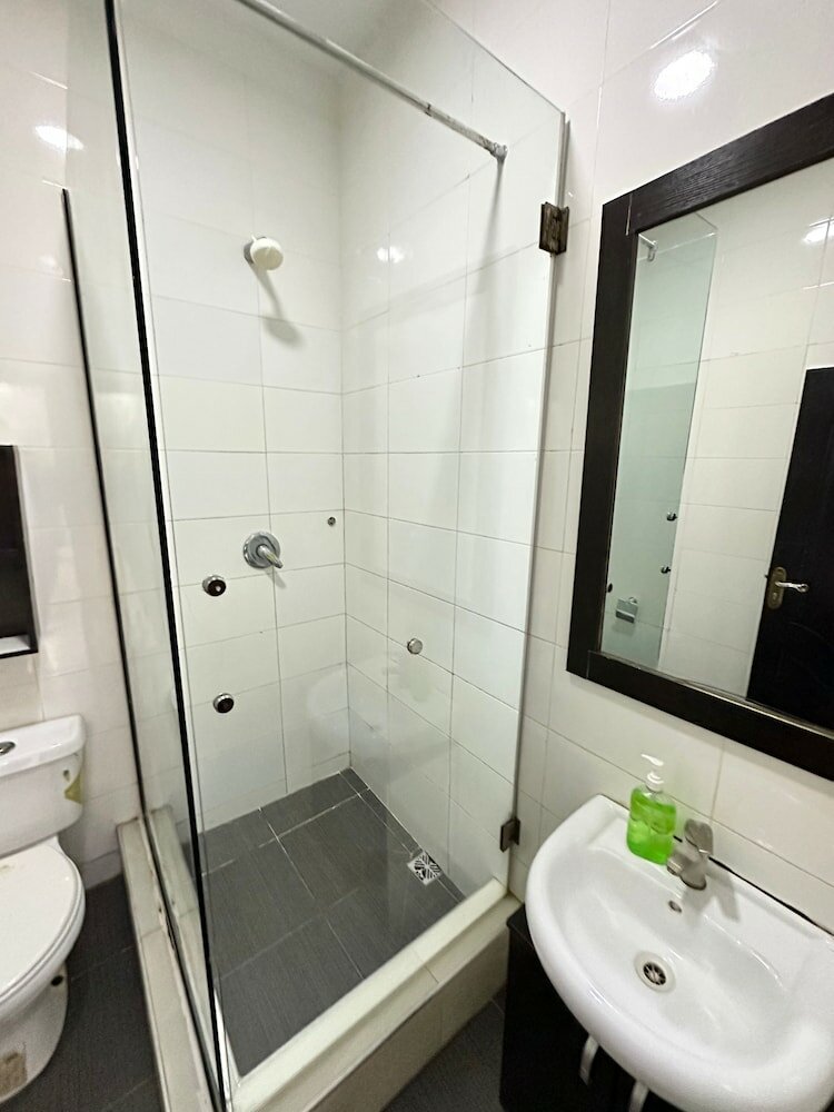 Фото Msquare Apartment Ikoyi