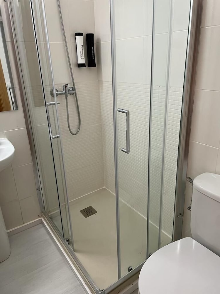 Фото Hostal Ventura Premium