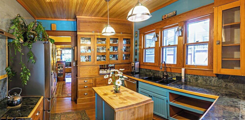 Фото A Cowslip's Belle Inn