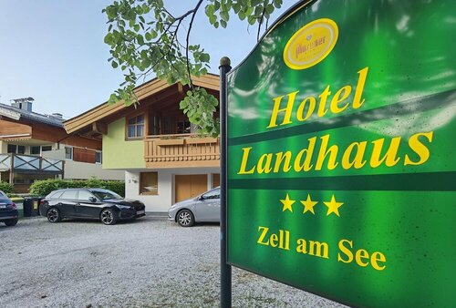 Гостиница Hotel Landhaus Zell am See