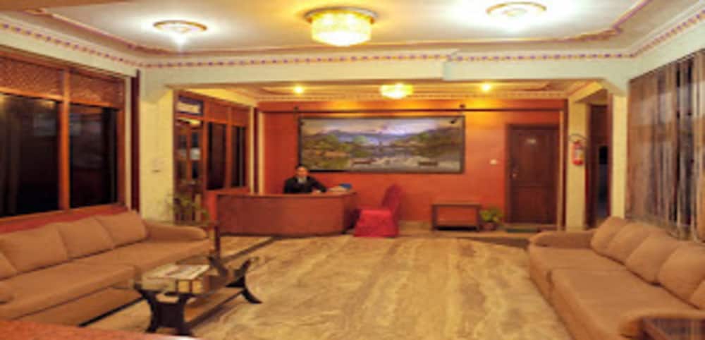 Фото отеля 2