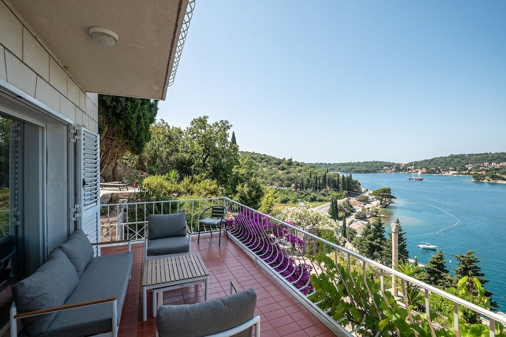 Фото Holiday Home Zaton