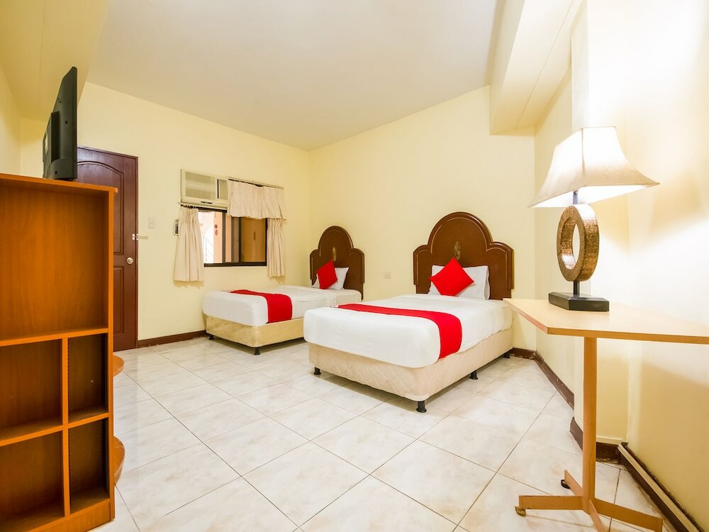 Фото Vaccinated Staff - Capital O 465 Ford's Inn