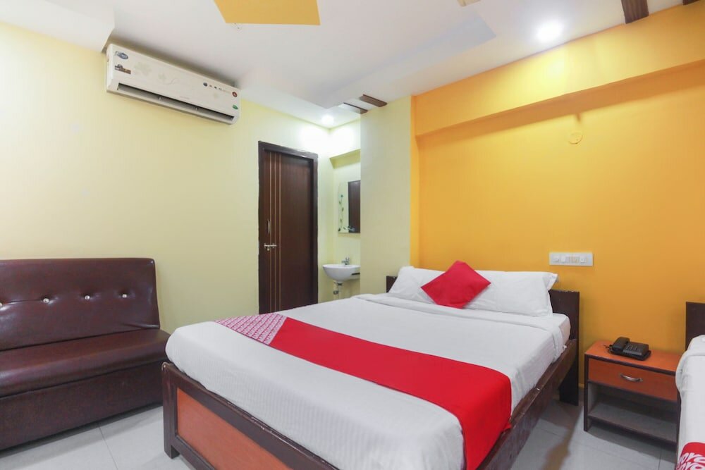 Фото Oyo 47565 Hotel Cm Residency