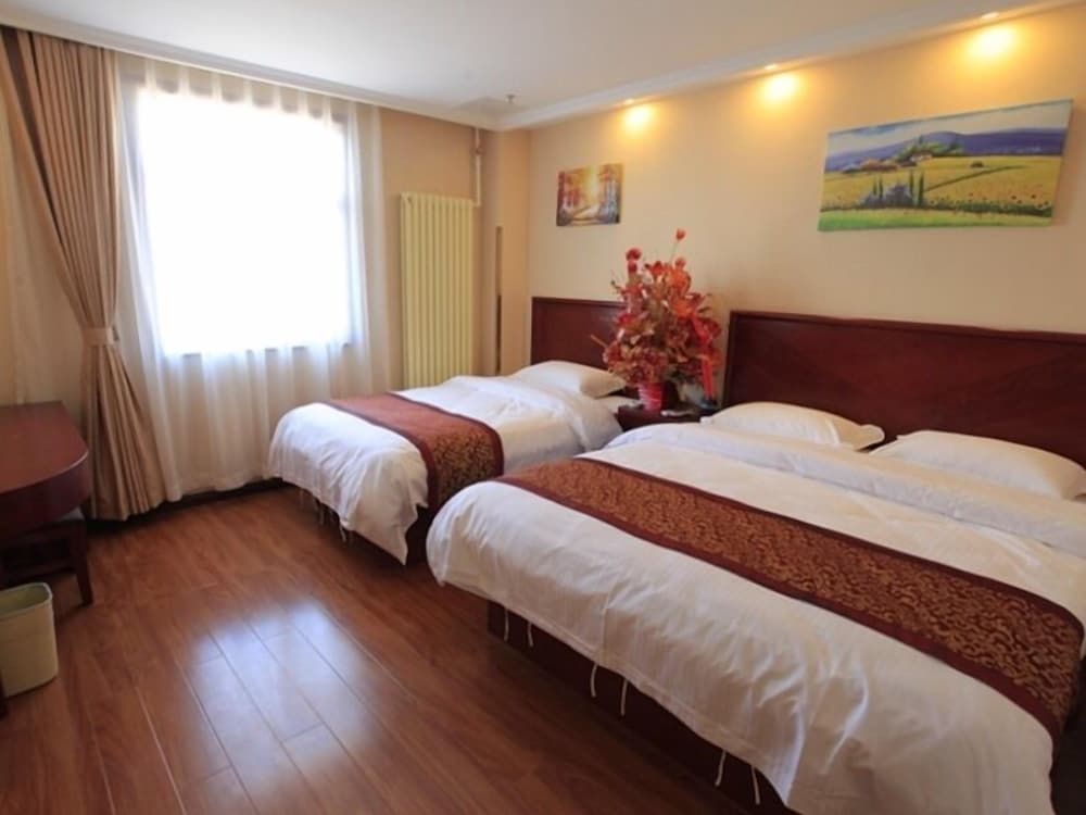 Фото Greentree Inn Beijing Yanqing Railway Station